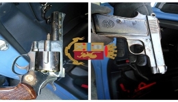 Napoli: la polizia rinviene armi e munizioni. Erano nascoste in un’auto rubata.