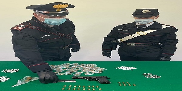 Castellammare: nascondono armi e munizioni, un arresto e una denuncia
