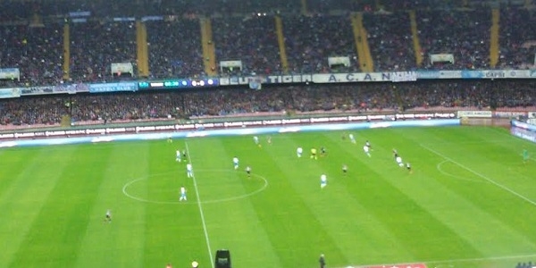 Napoli Fiorentina, ultimo atto a Fuorigrotta. Gli azzurri credono ancora al secondo posto