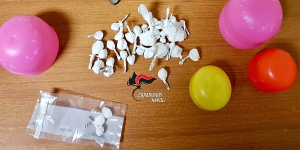 Napoli: trovato in possesso di cocaina, arrestato dai carabinieri
