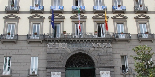 Napoli: lo stand dello Europe Direct del Comune alla Rassegna Steam