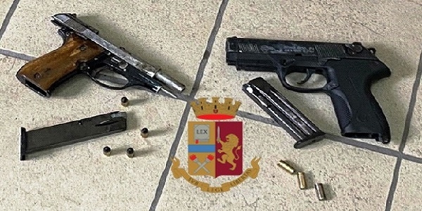 Napoli, Secondigliano: operazione 'Alto Impatto' della Polizia, arrestato un uomo