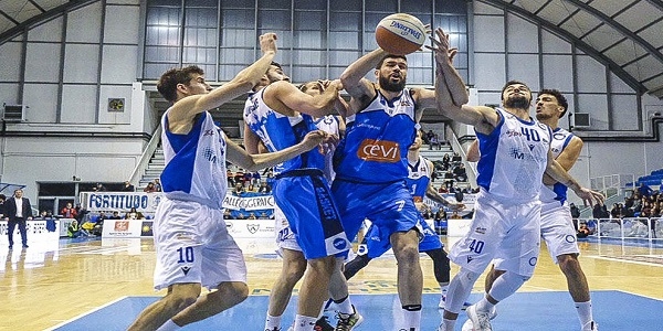 Basket: Agrigento ferma la Gevi Napoli. Azzurri ko 83-68 in trasferta