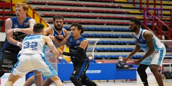 SuperCoppa Centenario, Gevi Napoli Basket - Benacquista Latina 81 - 60