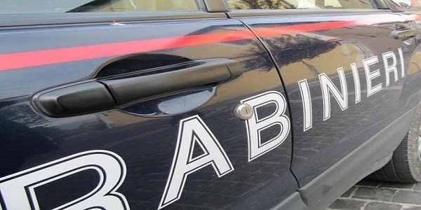 Torre Annunziata: tenta di estorcere soldi alla mamma, arrestato dai carabinieri