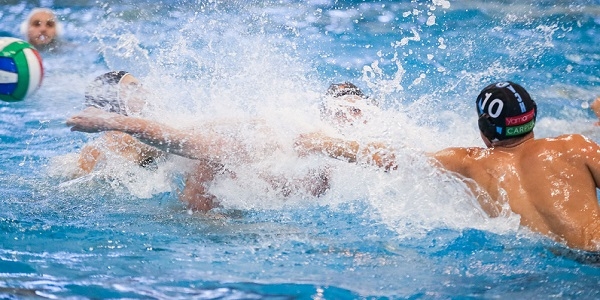 Pallanuoto: la Carpisa Yamamay Acquachiara domina il derby, Cesport battuta 8-1