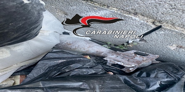 Cicciano: ordigno tra i rifiuti, i carabinieri lo fanno 'brillare'