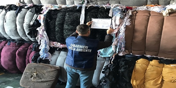 Saviano: controlli dei carabinieri in ditta di stoccaggio rifiuti, denunciato un uomo