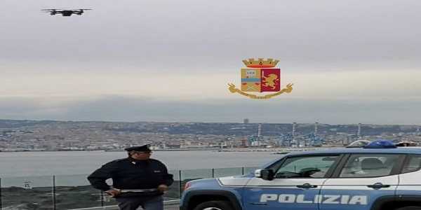 Napoli: il drone consente alla Polfer di multare le persone che attraversano i binari