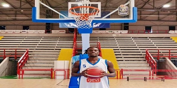 Gevi Napoli Basket: Emmitt Williams è arrivato in città