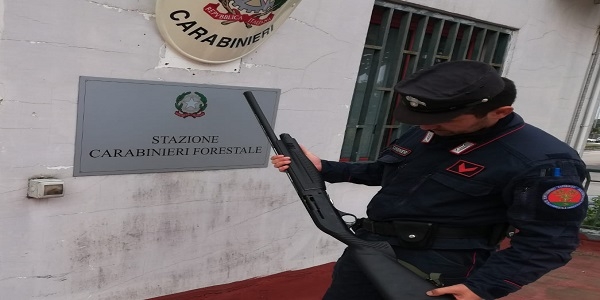Marigliano: Caccia illegale con richiami vietati, i CC denunciano un uomo