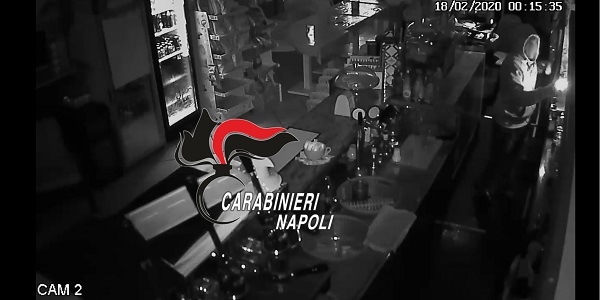 Pozzuoli: accusato di due furti, arrestato dai carabinieri
