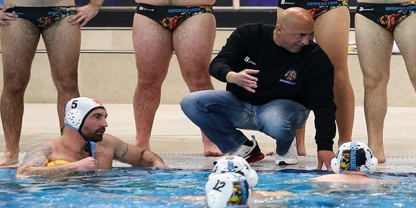 La Waterpolo Lions di Mister Galasso scalda i motori, il 3/12 esordio in 'B' contro Muri Antichi