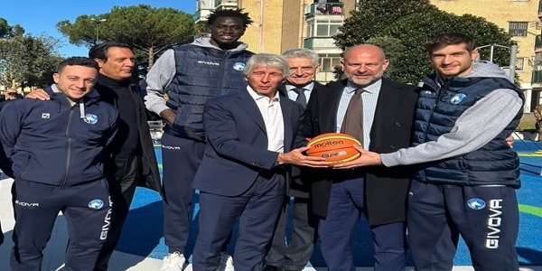 Caivano: la GeviNapoli basket all'inaugurazione del playground al Parco Verde