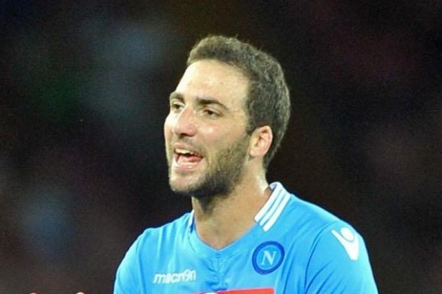 Higuain: lacrime napulitane.