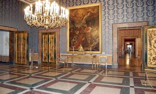 Virtual Tour of the Royal Apartments - Royal Palace of Naples