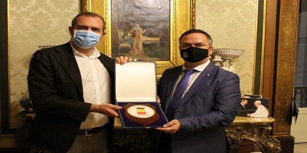 de Magistris ha ricevuto il console generale di Ucraina a Napoli, Maksym Kovalenko