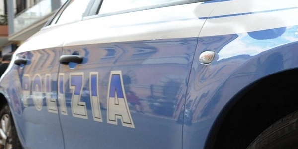 Napoli: controlli della polizia ai B&B