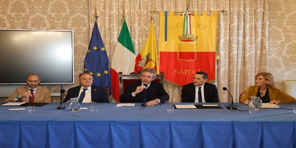Napoli: siglato il protocollo d’intesa tra Comune e FS Sistemi Urbani per la stazione Bayard