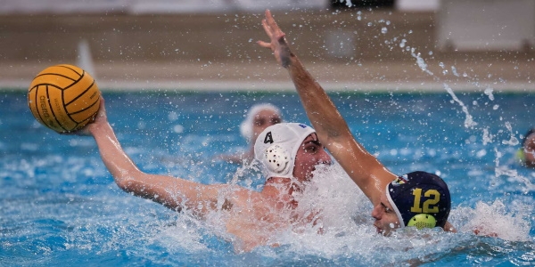 AC Group Nuoto 2000 sola in vetta. Di Ruocco il gol della vittoria a Pescara