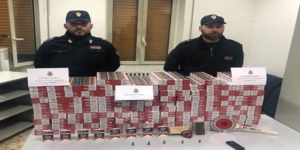 Napoli: arrestato un 25enne trovato in possesso di cartucce e sigarette di contrabbando