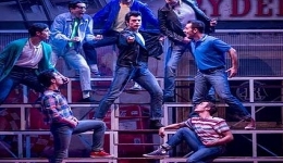 Napoli: al Palapartenope va in scena l'intramontabile 'Grease'