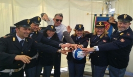 Napoli: gioca volley, in sicurezza. Partita la campagna per la sicurezza ferroviaria.
