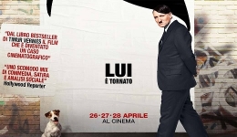 Cinema. 'Lui  tornato'. Cosa accadrebbe se Hitler tornasse ai giorni nostri?