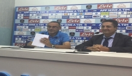 Sarri, da 'imputato' ad 'accusatore'. Il tecnico si defila e scarica le colpe sui calciatori.