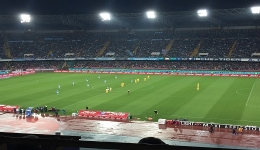 Napoli, notte da 'campioni'. Azzurri in Champions, Higuain record, tifosi in delirio