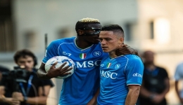 Frosinone - Napoli 1 - 3. Osimhen: ottima partenza, dar tutto per la squadra