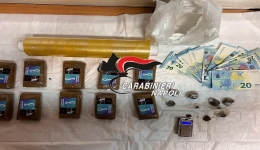 Forio d'Ischia: i CC arrestano un 18enne per possesso di hashish