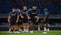 Il Napoli si  allenato al Maradona. Il report della seduta