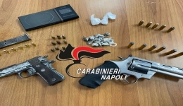 Napoli: Rione Traiano, i CC sequestrano armi e proiettili
