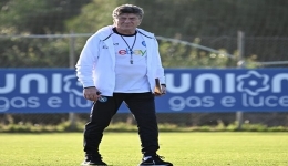 Castel Volturno: azzurri al lavoro, primo allenamento per mister Mazzarri