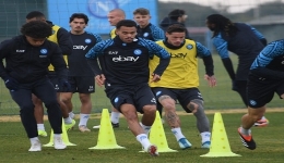 Castel Volturno: seduta mattutina per gli azzurri, Natan e Anguissa in gruppo