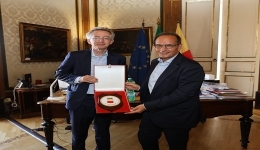 Napoli: Il Sindaco Manfredi incontra l�Ambasciatore Giuseppe Manzo
