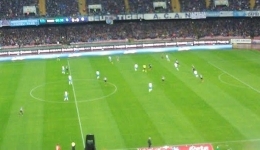 Il mercato del Napoli  bloccato. Intanto la squadra corre e sbuffa in ritiro 