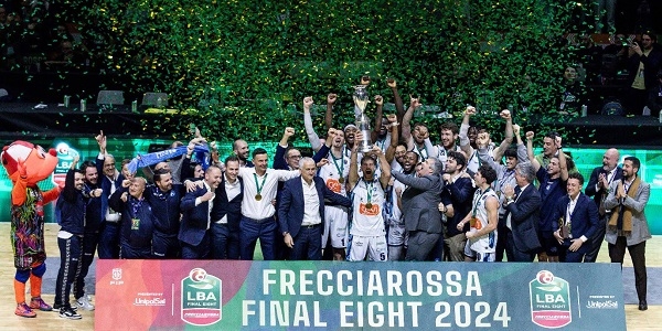 Trionfo della Gevi Napoli Basket che batte l'Armani Milano e vince la Coppa Italia
