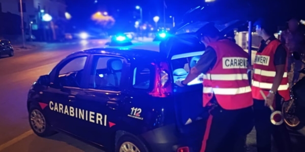 Ischia: due fratelli di 18 e 16 anni denunciati per una truffa ad un'anziana