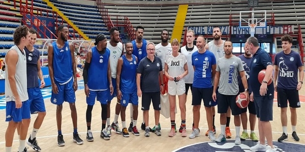 Gevi Napoli Basket: al PalaBarbuto, Federica Pellegrini incontra gli azzurri